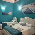 Emanuela ゲストハウス 4*